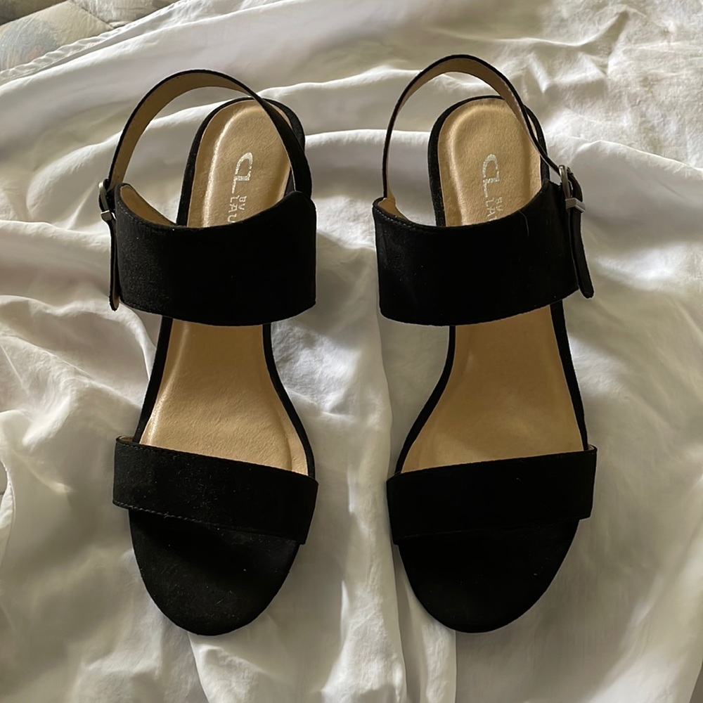 CL by Laundry Womens  Black Suede Heels. Size 9/40